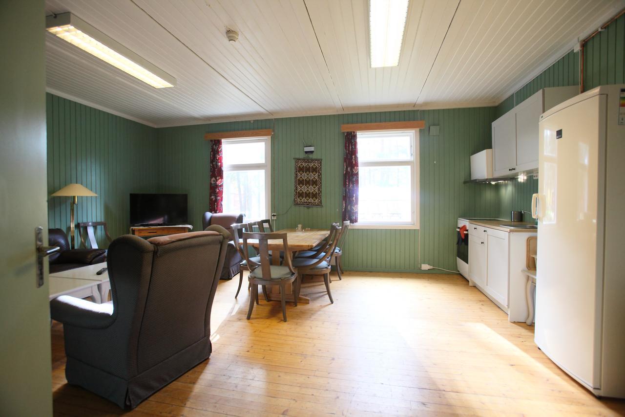 Frya Leir Hostel Bagian luar foto