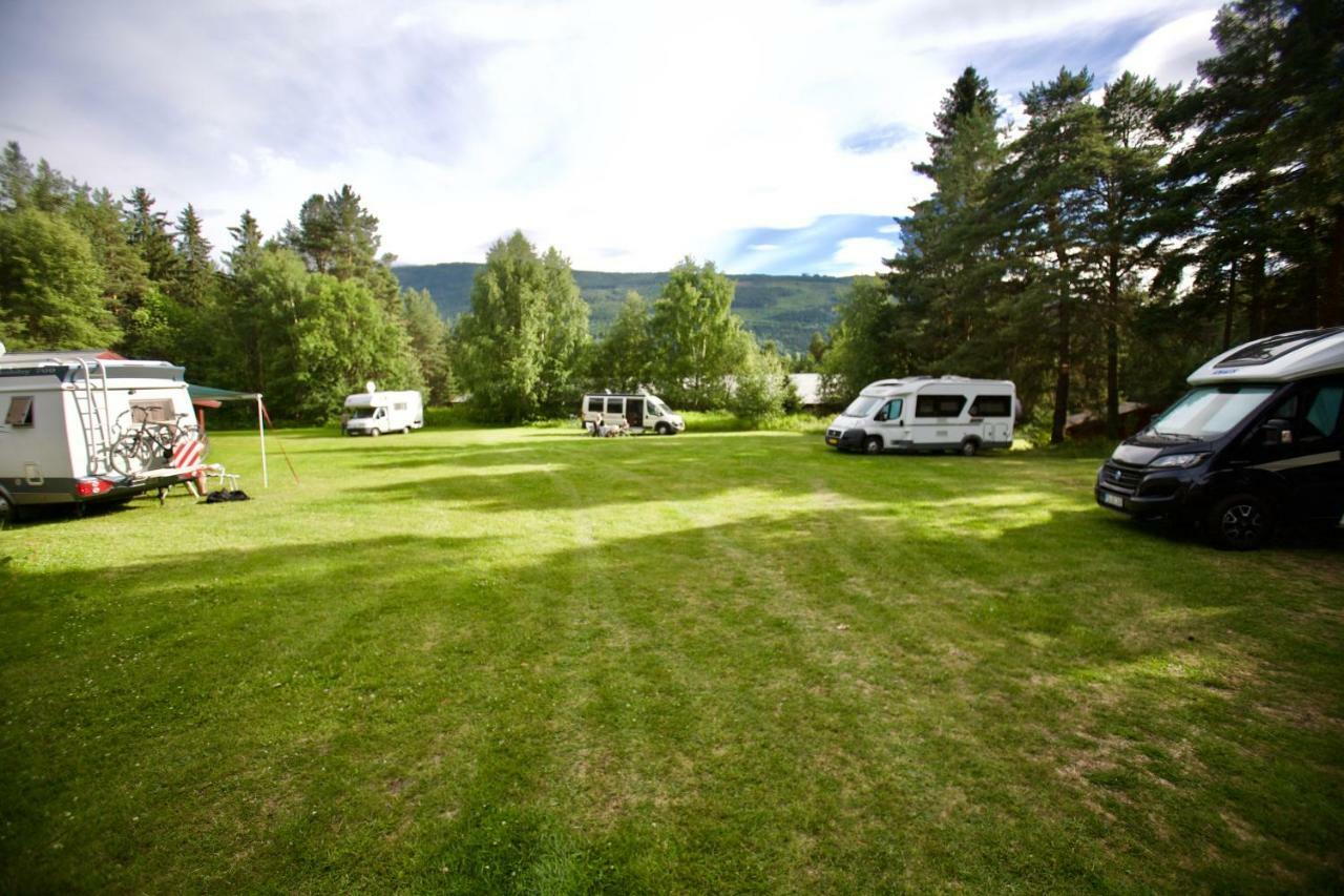 Frya Leir Hostel Bagian luar foto